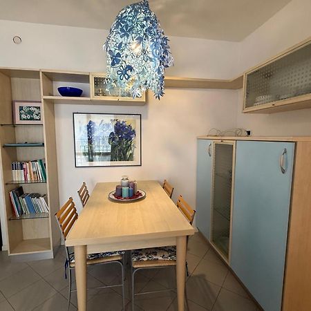 Gracious Apartment Located In The Heart Of Lignano Lignano Sabbiadoro Exterior foto